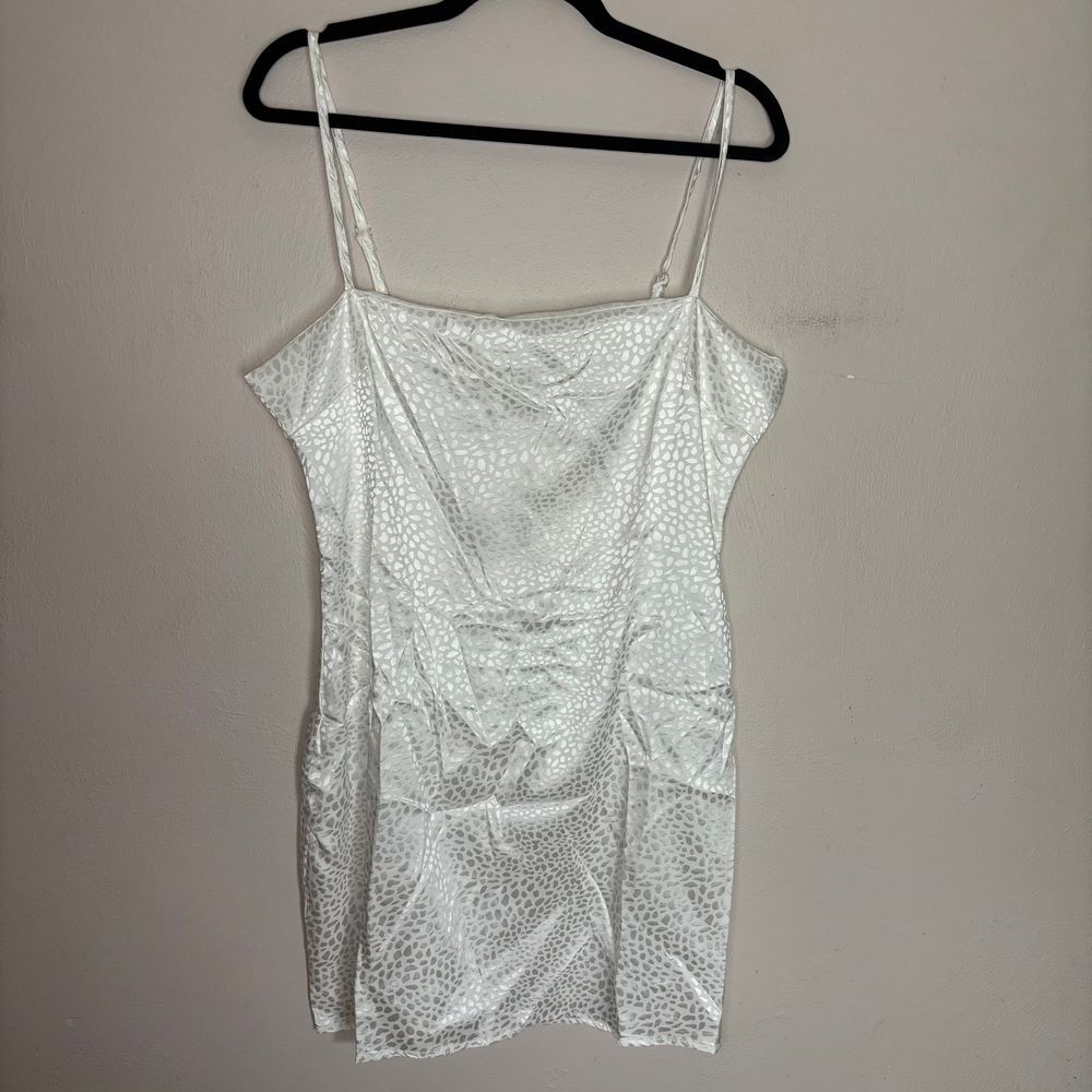 In The Style Dress Womens UK 14 (US 10) White Satin 90s Mini Y2k Spaghetti Strap